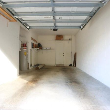 Nomad Retreat King Bed Boutique Condo W Garage Γκέινσβιλ Εξωτερικό φωτογραφία